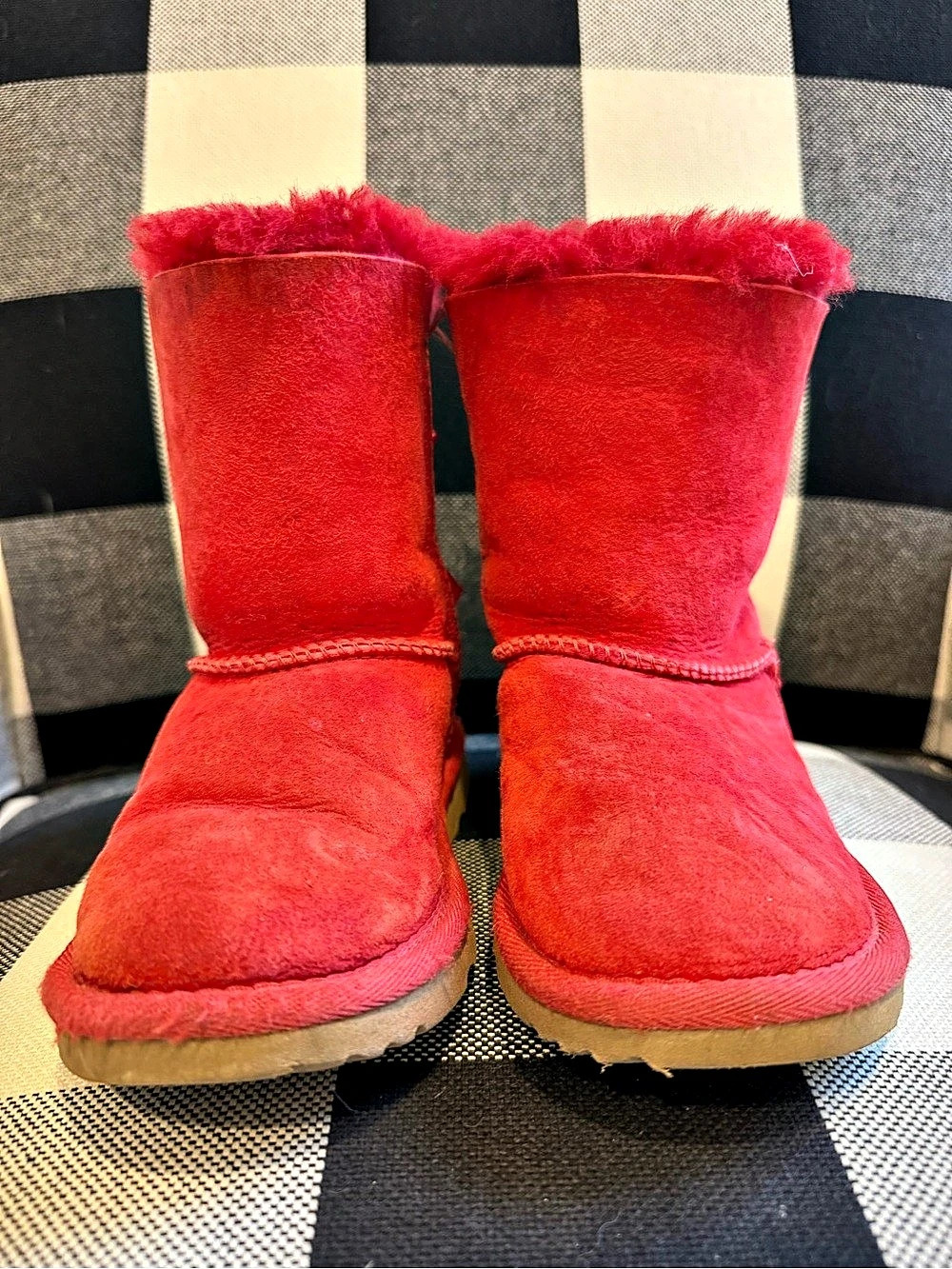 UGG Bailey Bow II Kids Red Boots Girls US 10